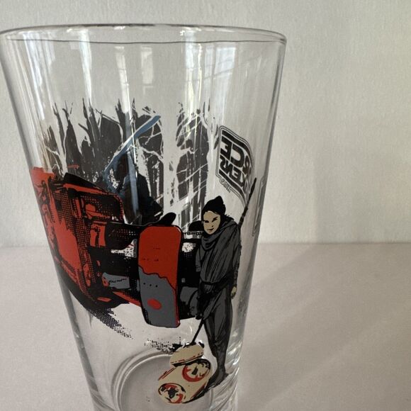 Star Wars Force Awakens PINT GLASS...Alamo Promo Collectible - Picture 8 of 16